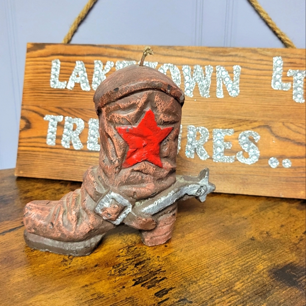 Vintage Rustic Cowboy Boot candle with Red Star super cute